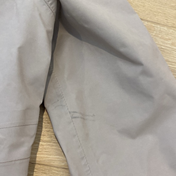 Lightweight waterproof PGD (plenty brand) rain coat. Worn for one season. - Picture 6 of 7